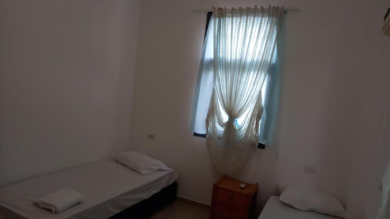 פינה שקטה דקה הליכה לכנרת והטיילת Apartment Tiberias Exterior photo